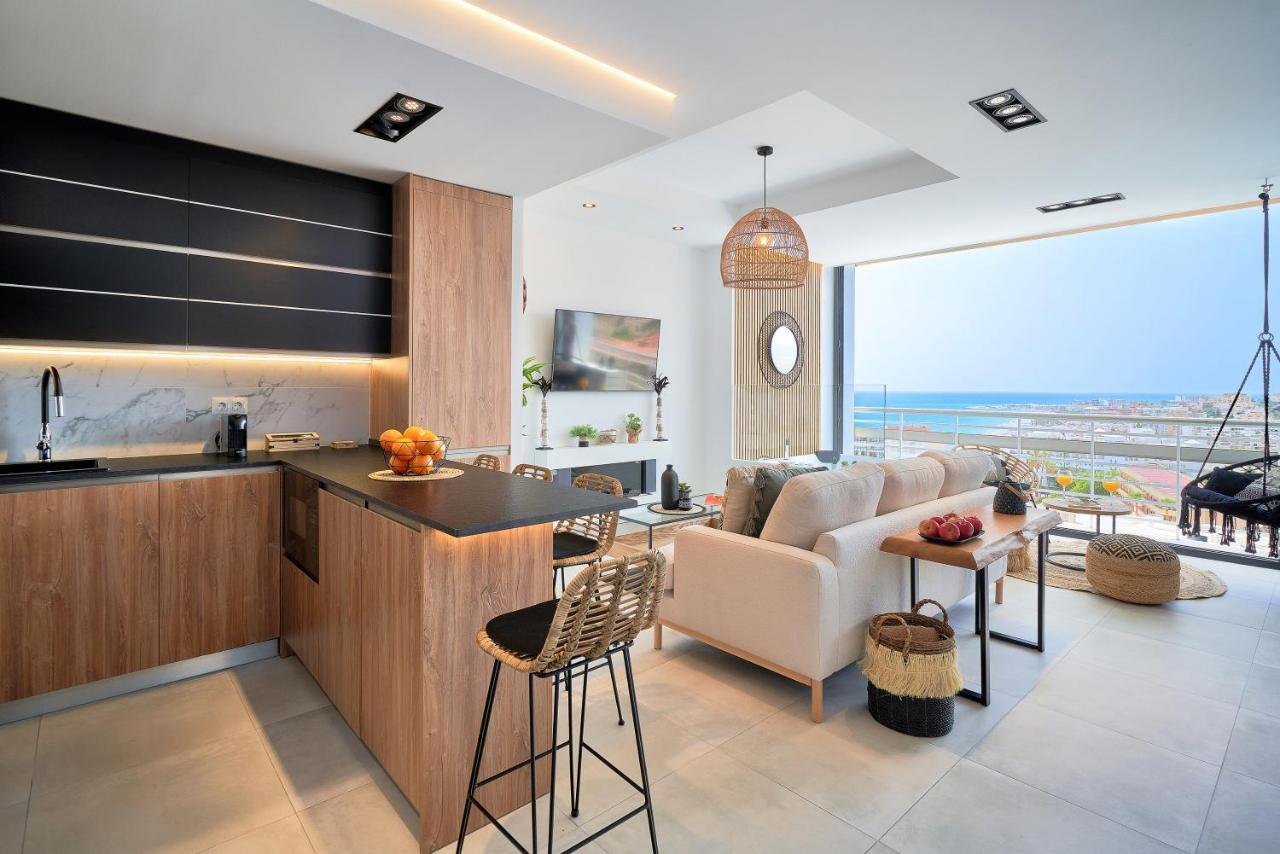 Pura Vida Luxury Apartment With Jacuzzi Torremolinos Eksteriør billede