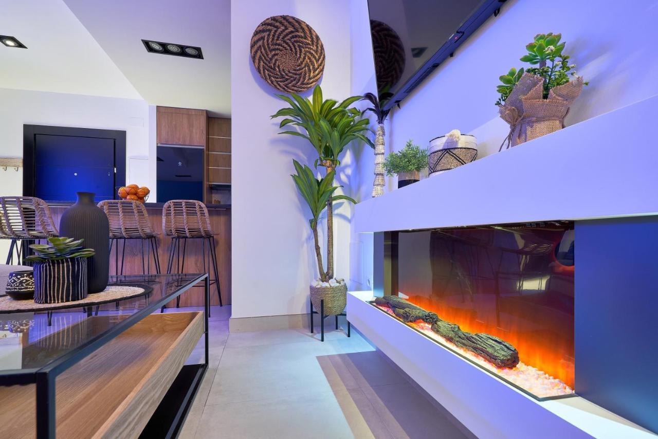 Pura Vida Luxury Apartment With Jacuzzi Torremolinos Eksteriør billede