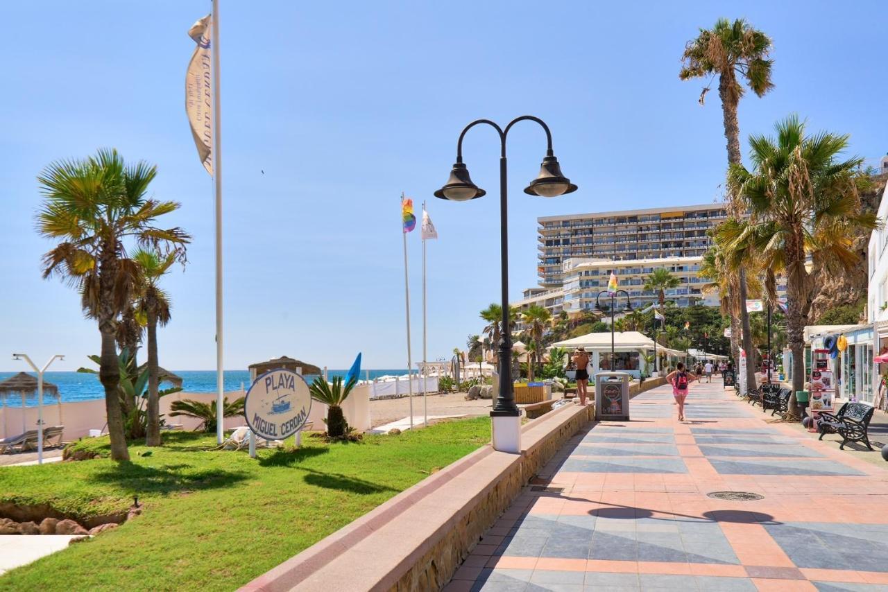 Pura Vida Luxury Apartment With Jacuzzi Torremolinos Eksteriør billede